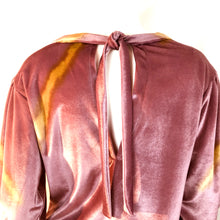 Load image into Gallery viewer, Crushed Velvet Pullover
